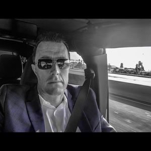 Meet your Posher, Barry